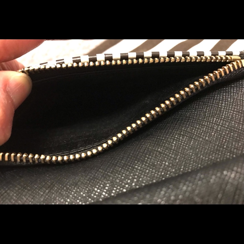 HENRI BENDEL Uptown Wallet/Wristlet (Leather) - Picture 11 of 16